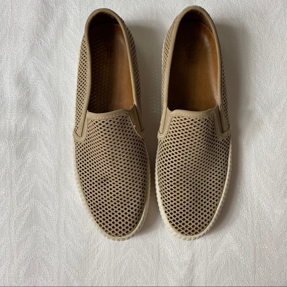 frye camille slip on
